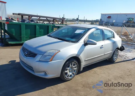 2010 Nissan Sentra 2.0S z USA, uszkodzony, nr VIN 3N1AB6AP4AL637610